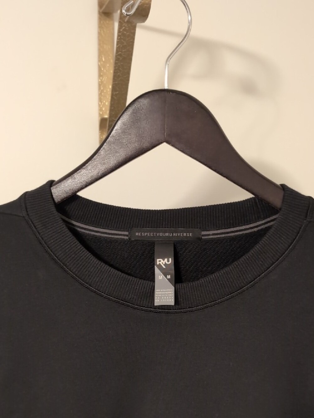 Ryu Medium Sweater - Picture 7 of 7